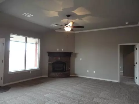 20655 Frontier Ave, Harrah, OK 73045 photo 2