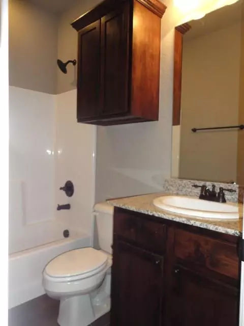 20655 Frontier Ave, Harrah, OK 73045 photo 16