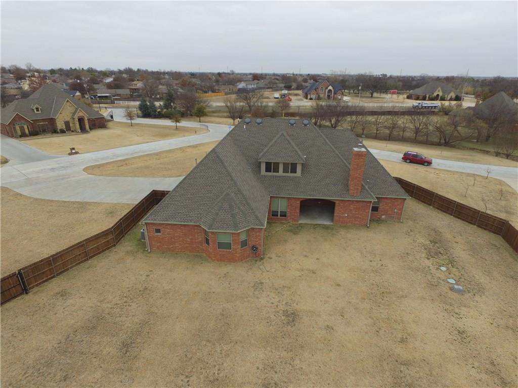 Undisclosed, Moore, OK 73160 photo 33