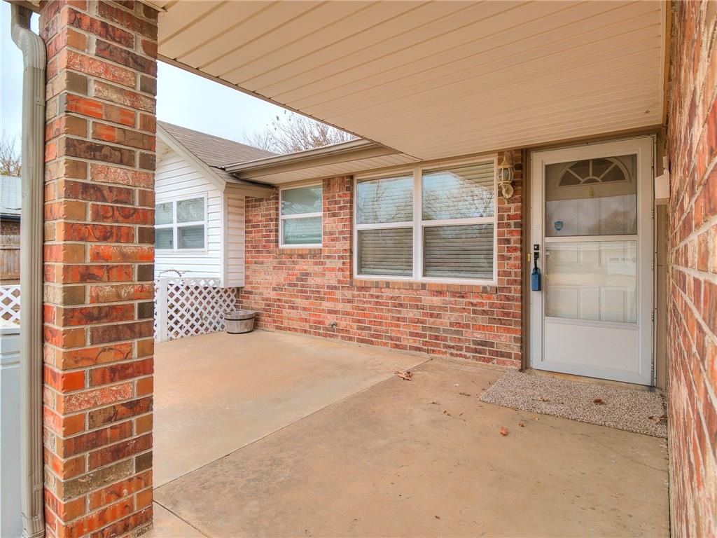 1509 Regency Blvd, Moore, OK 73160 photo 5