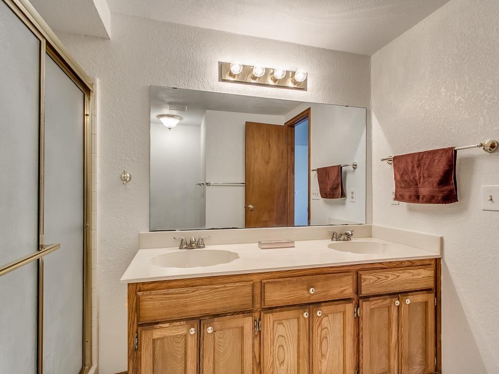 2115 Parkview Dr, Moore, OK 73170 photo 22