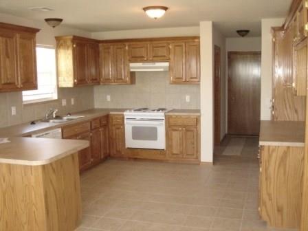 724 E Juniper Ln, Mustang, OK 73064 photo 7