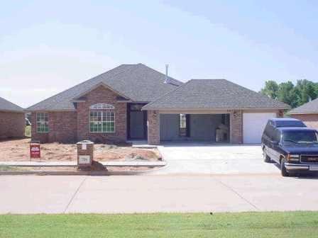 724 E Juniper Ln, Mustang, OK 73064 photo 21
