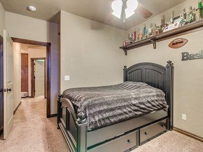 805 Ryan Rd, Moore, OK 73160 photo 4
