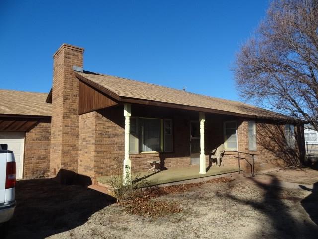 122 N 10th, Sentinel, OK 73664 photo 4