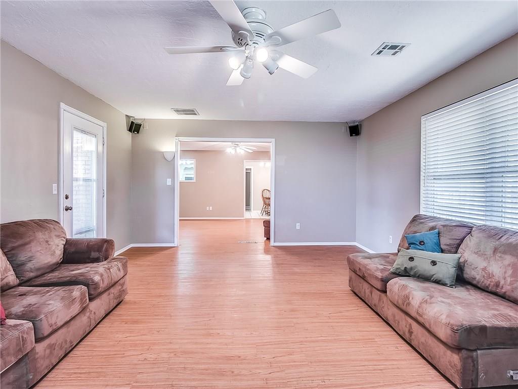 209 E Beam, Yukon, OK 73099 photo 18