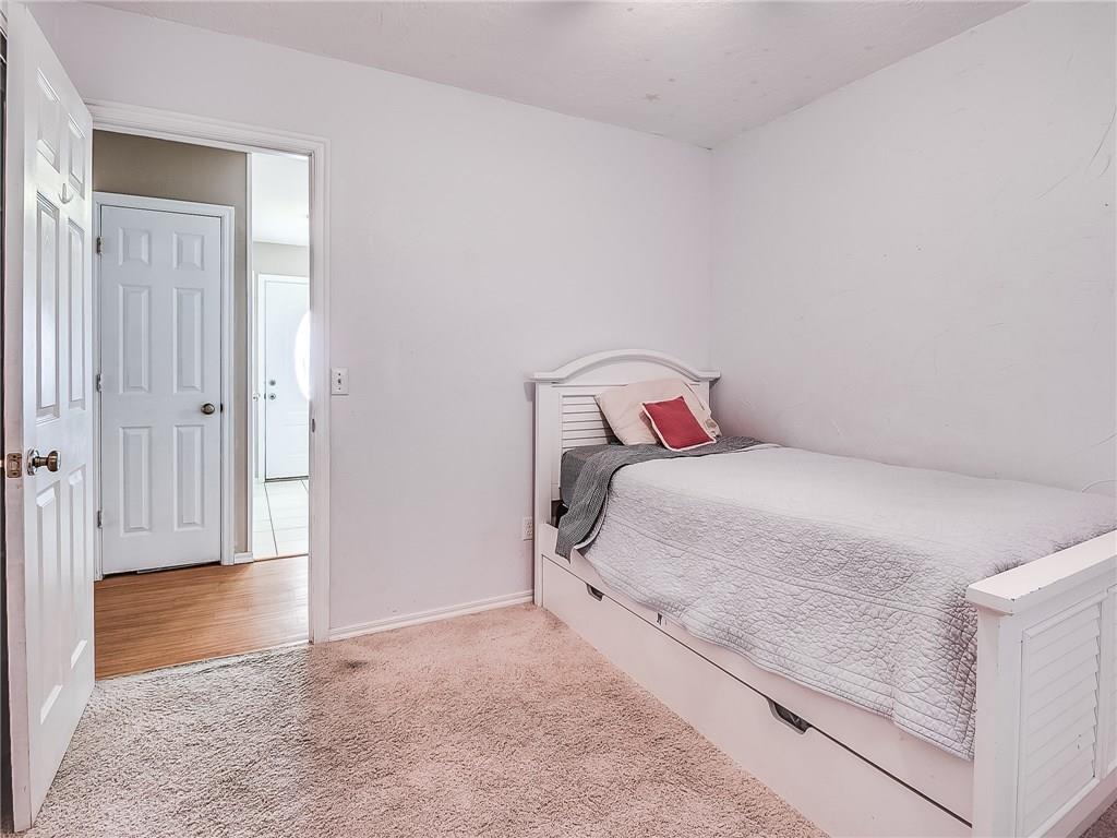 209 E Beam, Yukon, OK 73099 photo 25