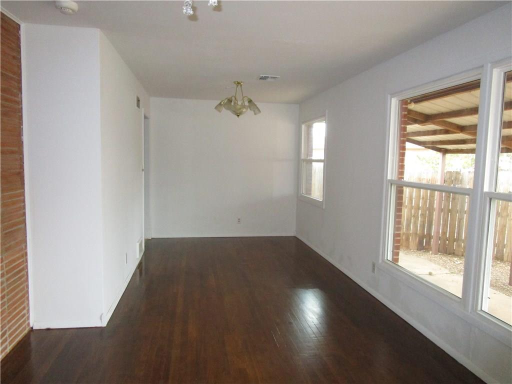 911 E Sutherland, Altus, OK 73521 photo 12