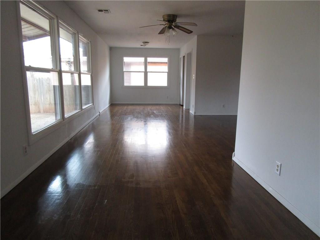911 E Sutherland, Altus, OK 73521 photo 15
