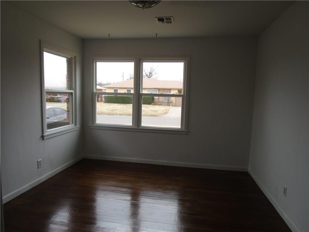 911 E Sutherland, Altus, OK 73521 photo 6