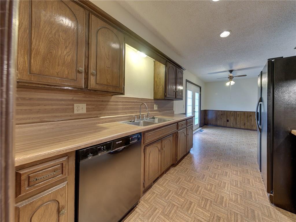 216 E Beam Dr, Yukon, OK 73099 photo 16