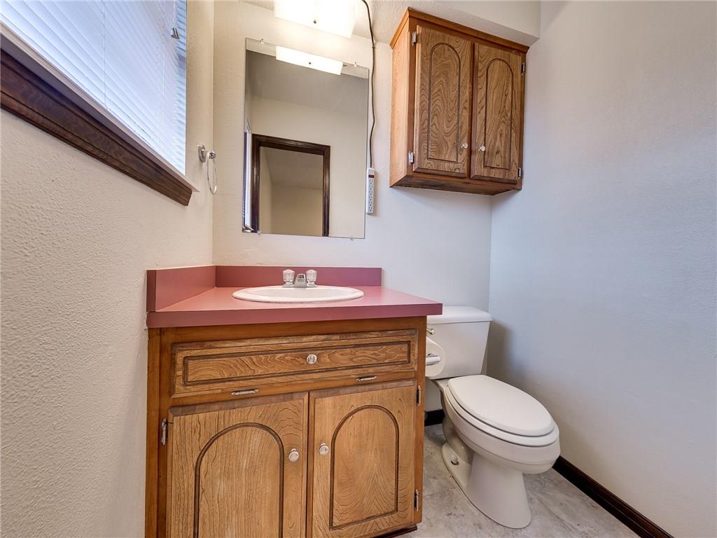 216 E Beam Dr, Yukon, OK 73099 photo 29