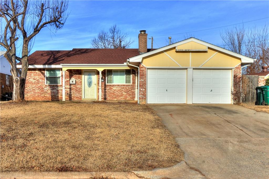 902 E Willow Pl, Yukon, OK 73099 photo 1