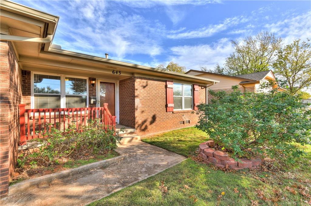 643 Ridgecrest Rd, Edmond, OK 73013 photo 2