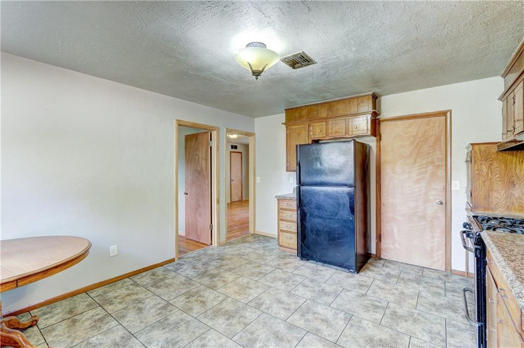 643 Ridgecrest Rd, Edmond, OK 73013 photo 9