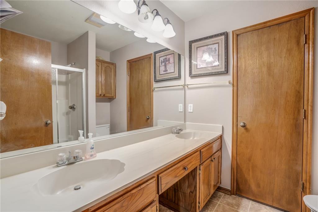 2524 Lakecrest Dr, Moore, OK 73170 photo 14
