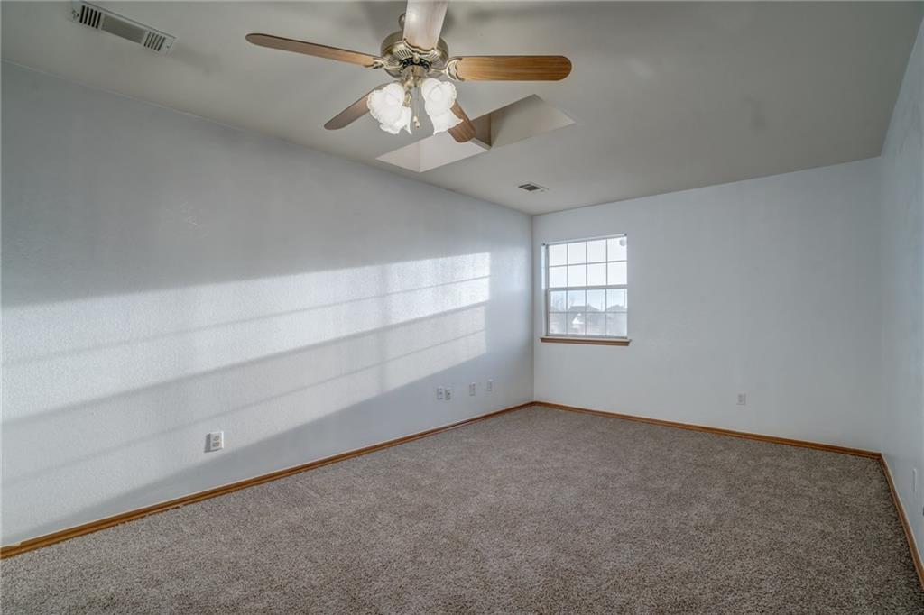 2524 Lakecrest Dr, Moore, OK 73170 photo 17