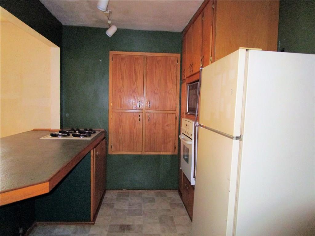 1024 E Liveoak, Altus, OK 73521 photo 7