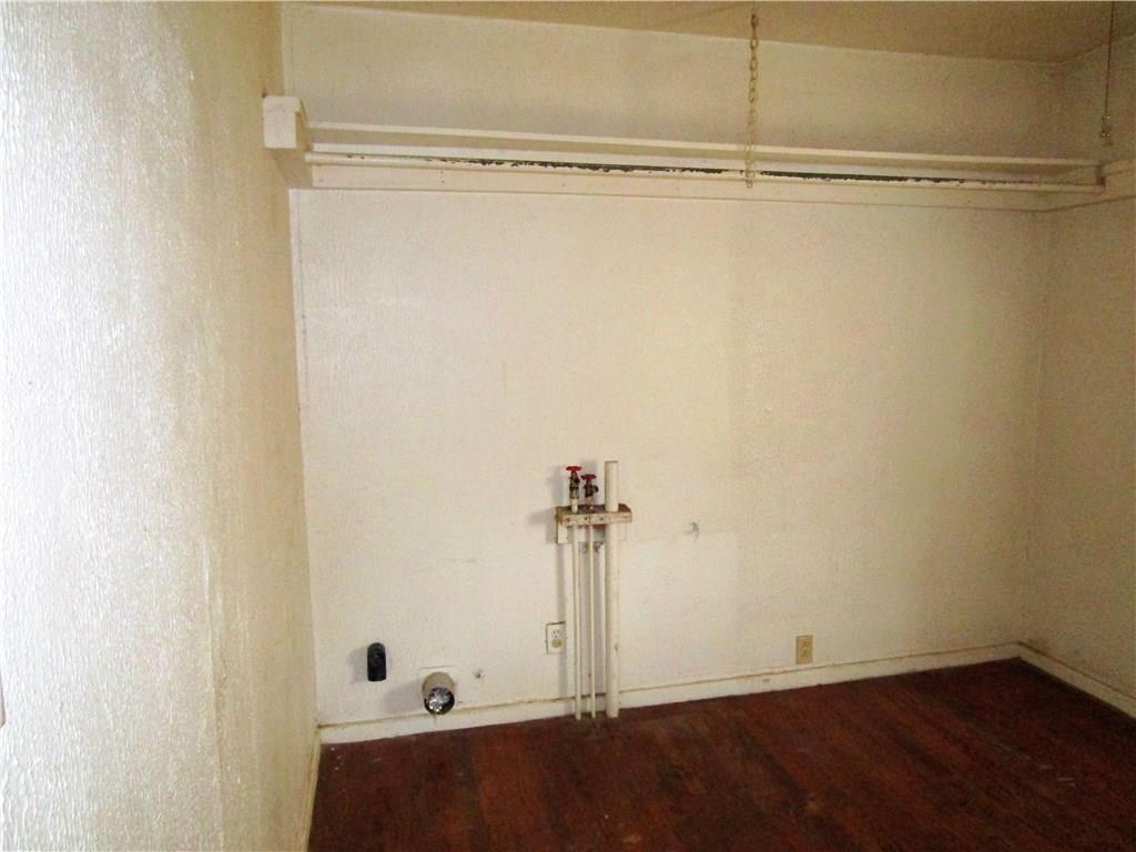 1024 E Liveoak, Altus, OK 73521 photo 16