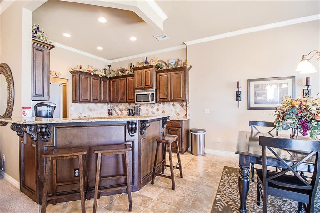 600 Celtic Cir, Yukon, OK 73099 photo 17