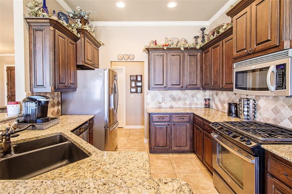 600 Celtic Cir, Yukon, OK 73099 photo 20