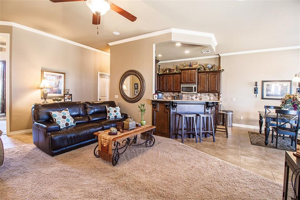 600 Celtic Cir, Yukon, OK 73099 photo 15