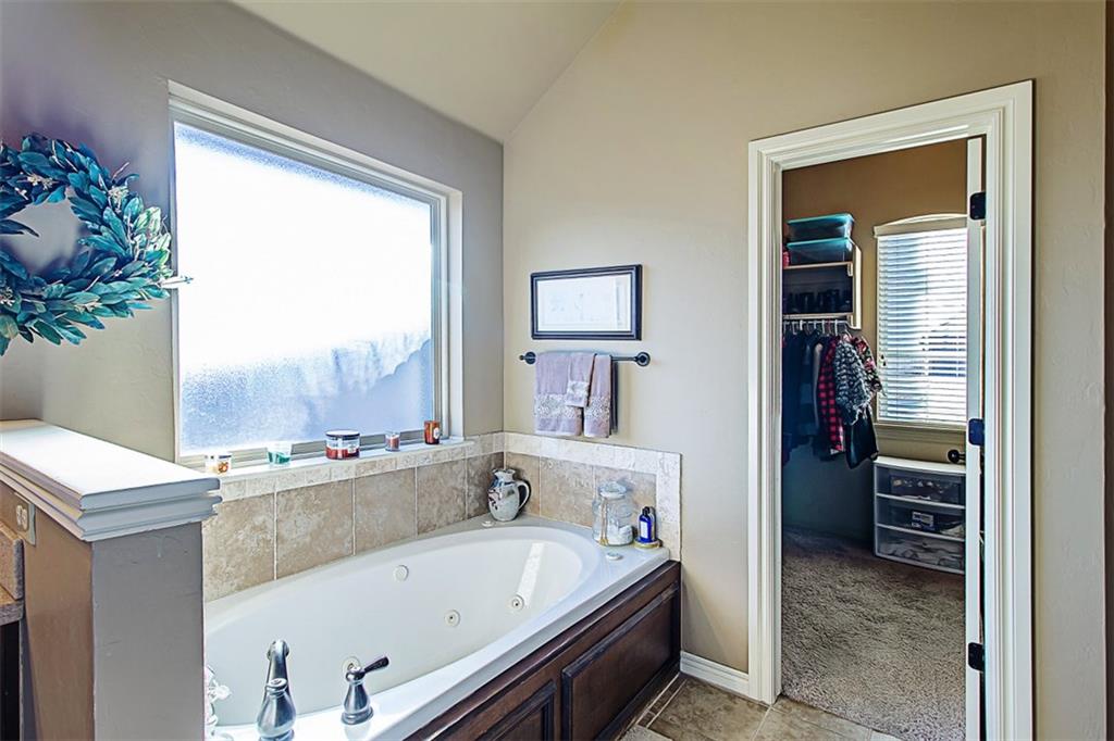 600 Celtic Cir, Yukon, OK 73099 photo 33