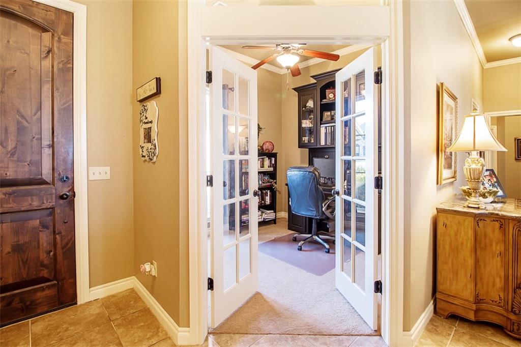 600 Celtic Cir, Yukon, OK 73099 photo 8