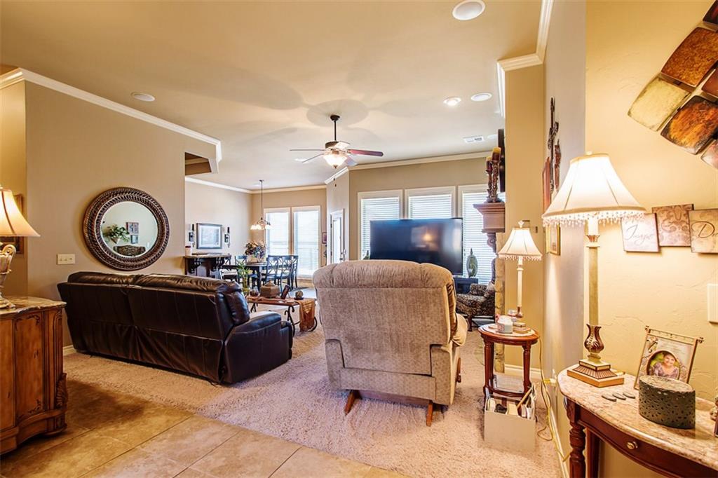 600 Celtic Cir, Yukon, OK 73099 photo 10
