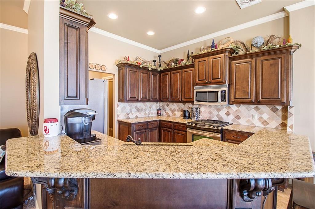 600 Celtic Cir, Yukon, OK 73099 photo 19