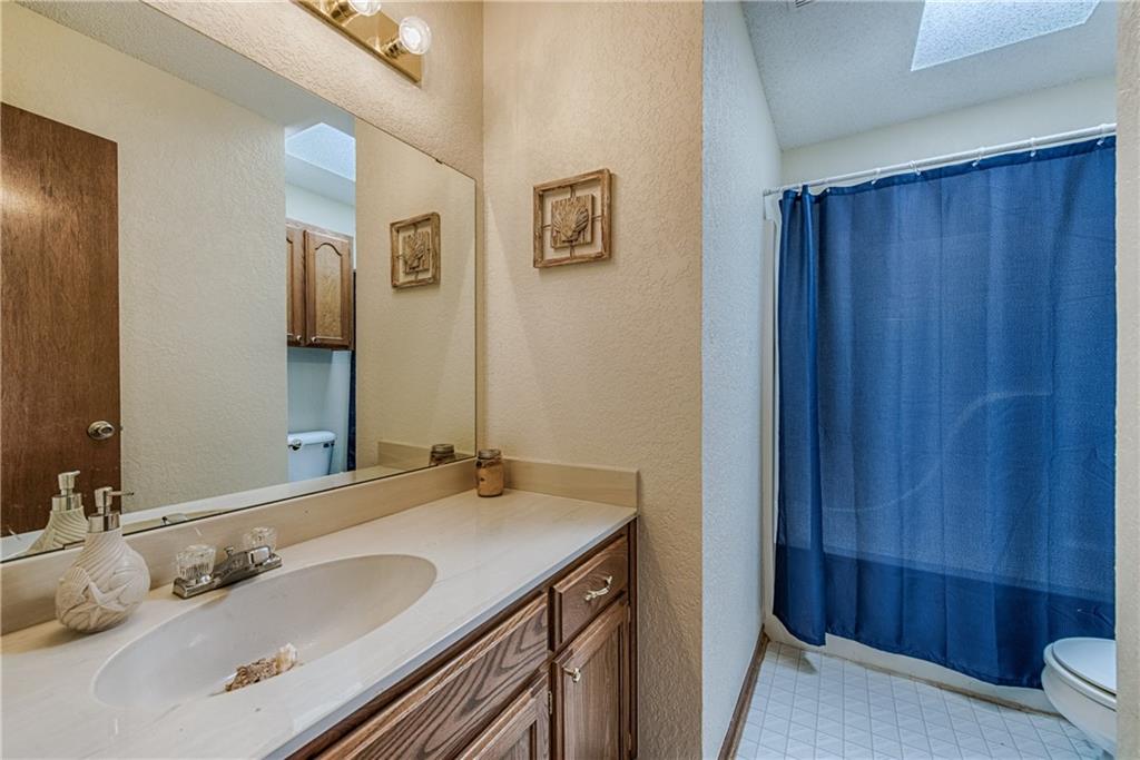 2121 Lakecrest Dr, Moore, OK 73170 photo 26