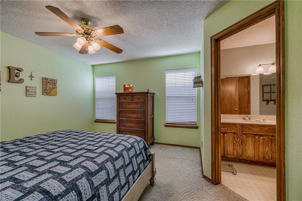 2121 Lakecrest Dr, Moore, OK 73170 photo 8