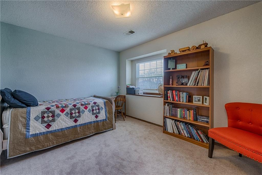 2121 Lakecrest Dr, Moore, OK 73170 photo 27