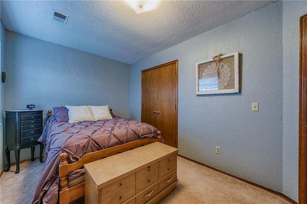 2121 Lakecrest Dr, Moore, OK 73170 photo 30