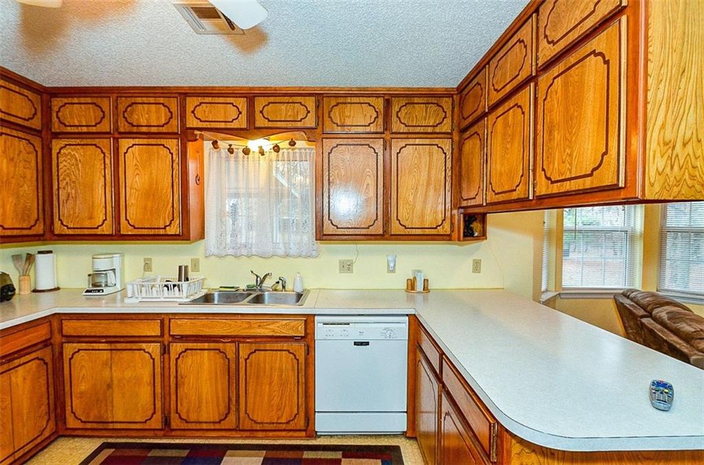 2501 Ferguson, Harrah, OK 73045 photo 12