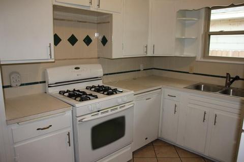 1716 Willard, Altus, OK 73521 photo 6
