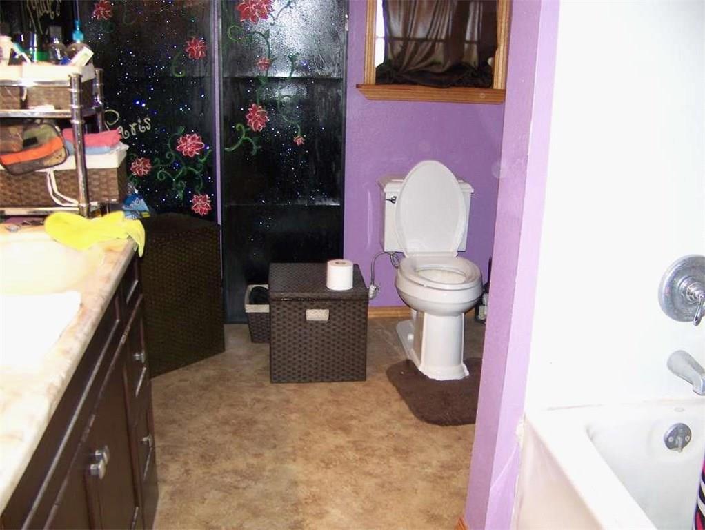 17448 E 1220, Erick, OK 73645 photo 11