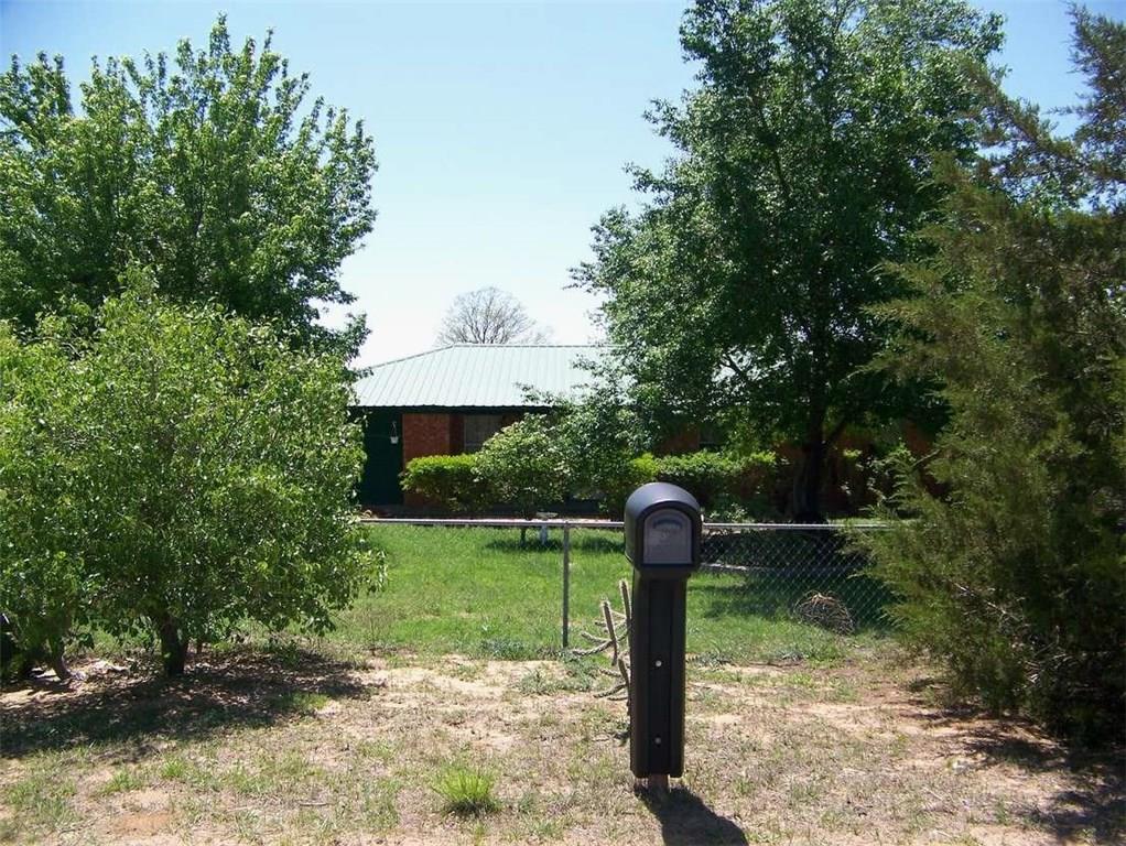17448 E 1220, Erick, OK 73645 photo 2
