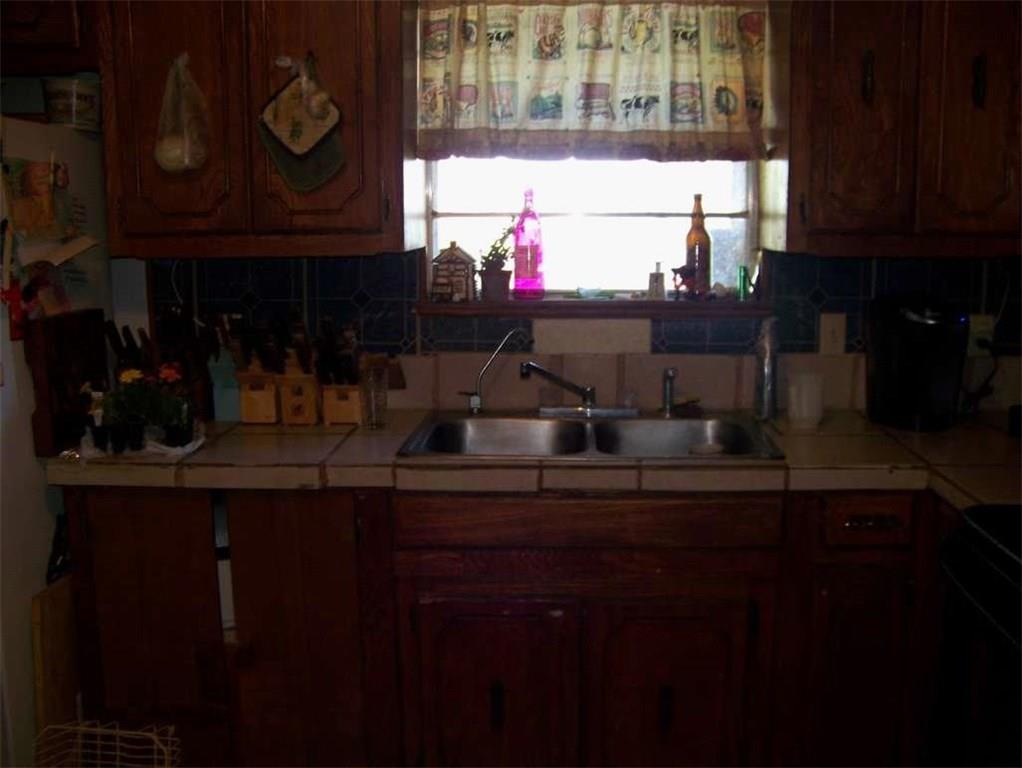 17448 E 1220, Erick, OK 73645 photo 9