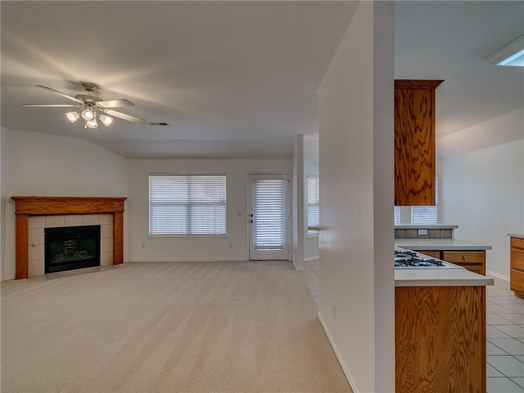809 Blake Ct, Edmond, OK 73003 photo 7