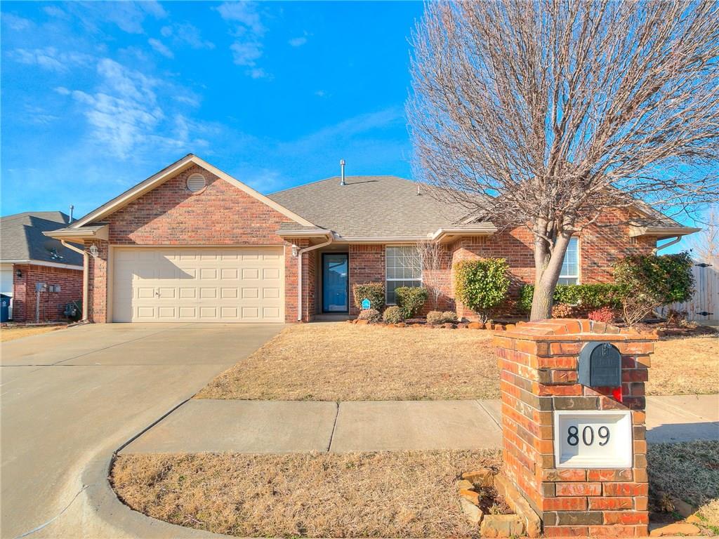 809 Blake Ct, Edmond, OK 73003 photo 1