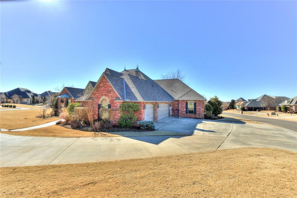 6475 Belmar Cir, Norman, OK 73071 photo 2