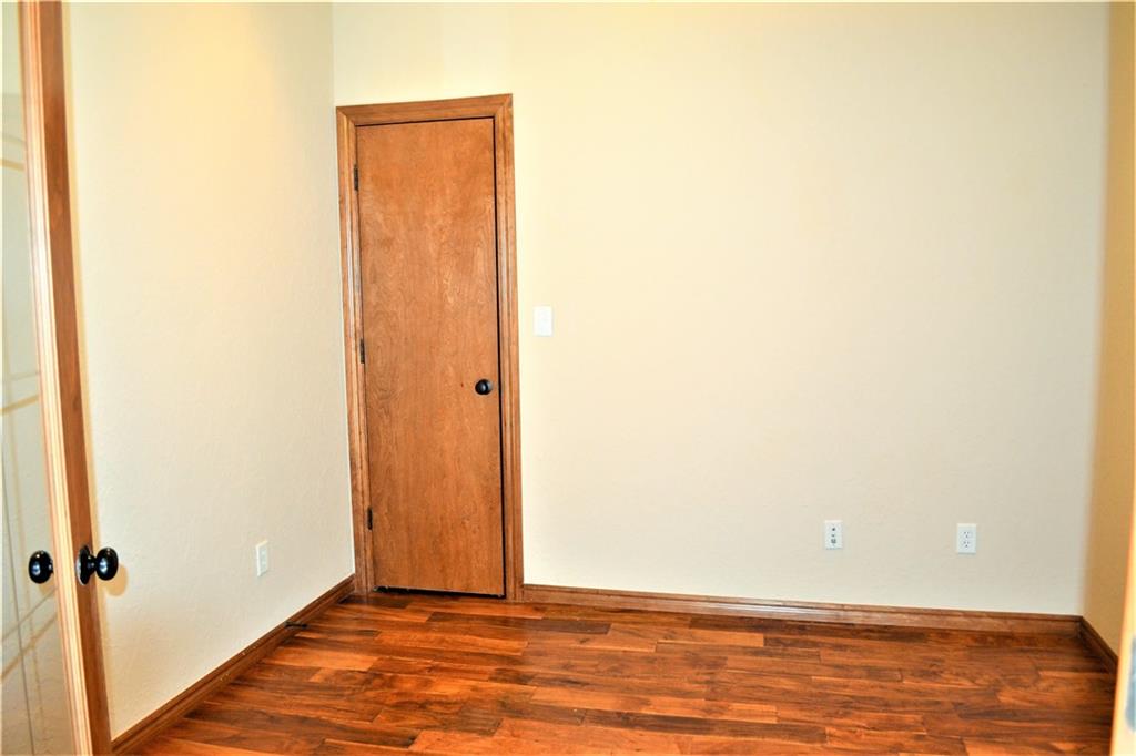 Undisclosed, Moore, OK 73160 photo 4