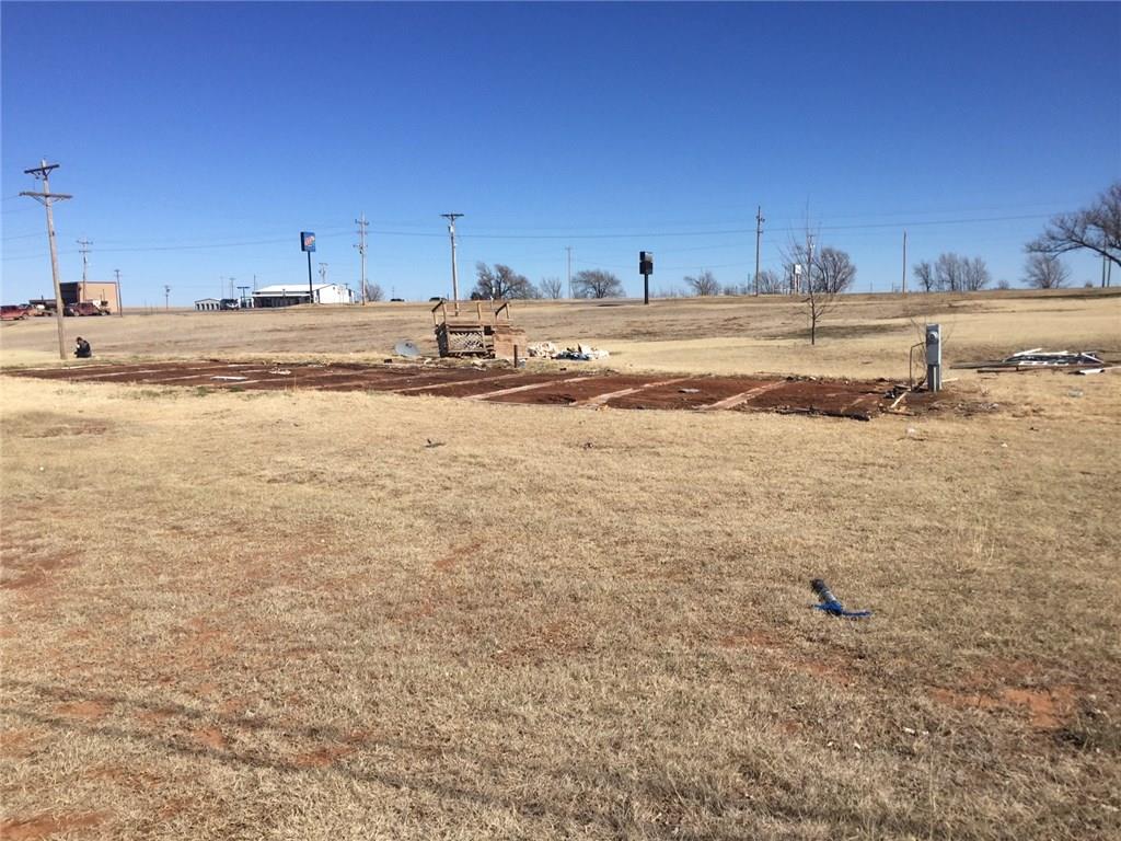 408 N 10th, Hammon, OK 73650 photo 1