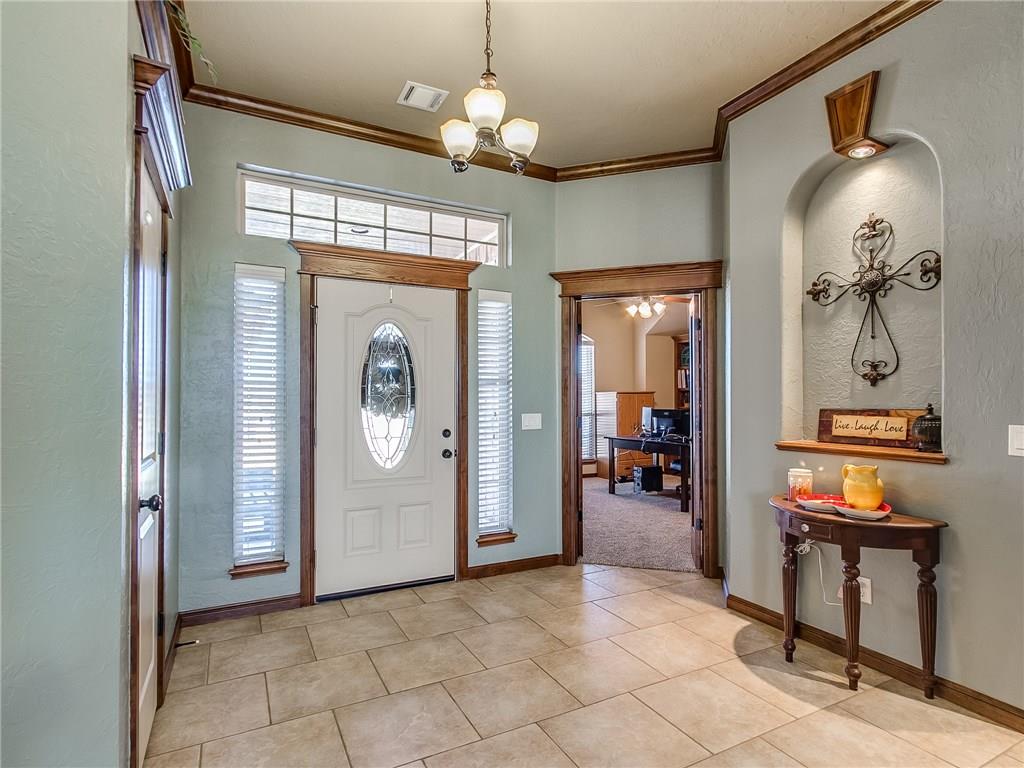 3100 SE 30th Ct, Moore, OK 73165 photo 4