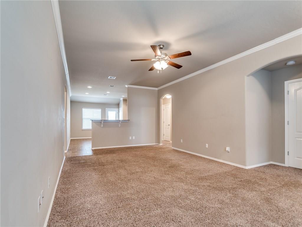 9624 Ella Ln, Moore, OK 73160 photo 6