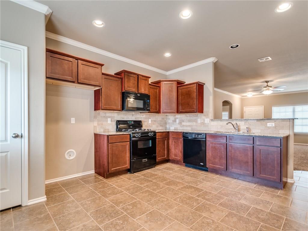 9624 Ella Ln, Moore, OK 73160 photo 7