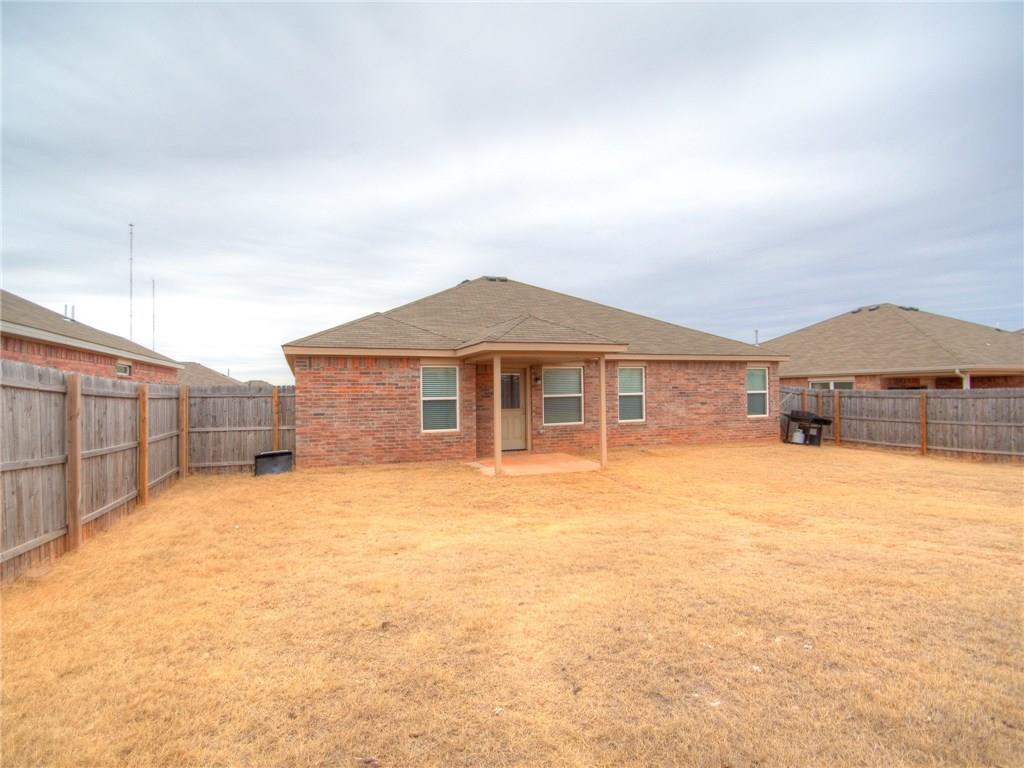9624 Ella Ln, Moore, OK 73160 photo 28