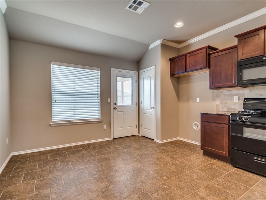 9624 Ella Ln, Moore, OK 73160 photo 10