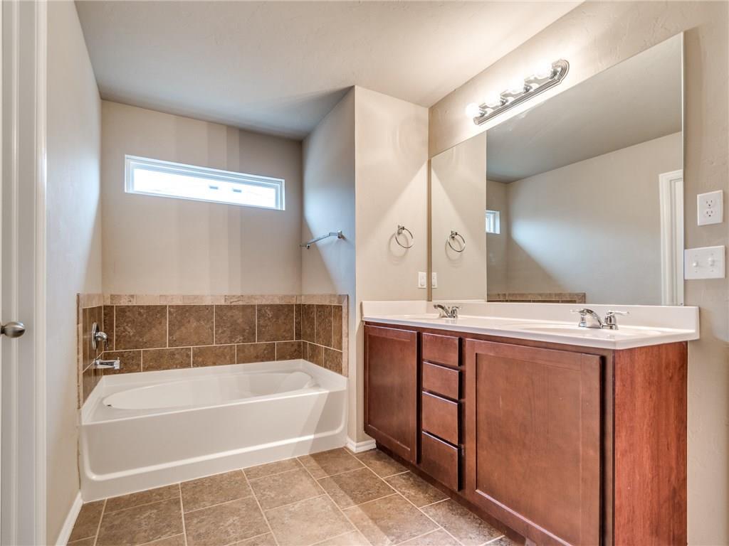 9624 Ella Ln, Moore, OK 73160 photo 23